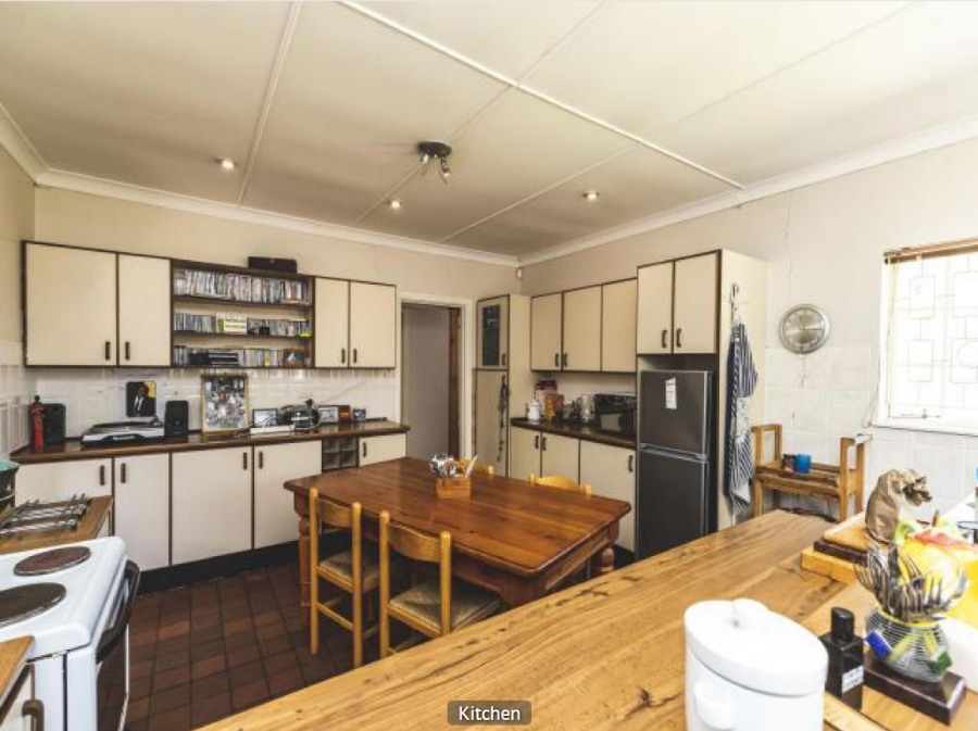 4 Bedroom Property for Sale in Beacon Bay Eastern Cape